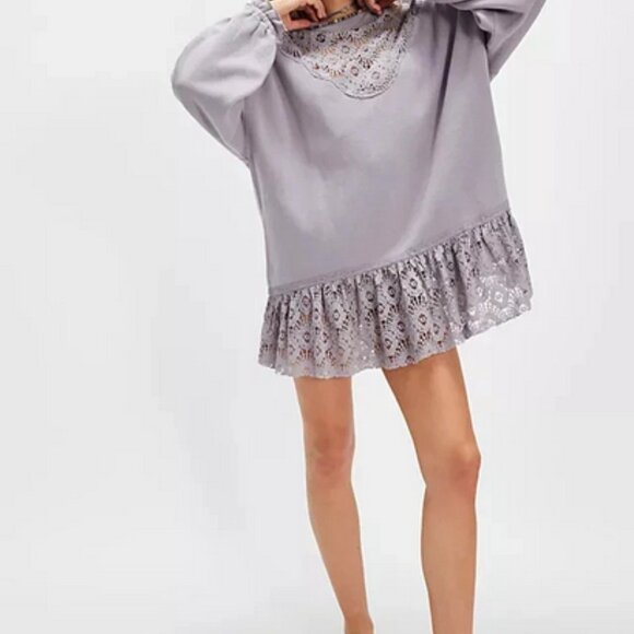 Free People Dresses & Skirts - Free People Belle Sweatshirt Crew Neck Oversized Pullover Dress M